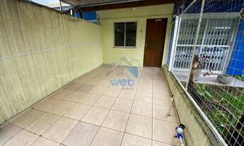 Imagem 1: Sobrado para vender no Vitória Régia, no Bairro CIC, com dois quartos, sala, cozinha, edíc