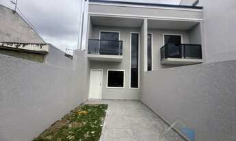 Imagem 2: Sobrados à venda na região do bairro Vitoria Regia, com três dormitórios, sala ampla, cozi