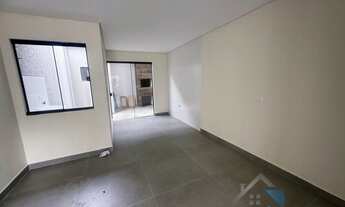 Imagem 4: Sobrados à venda na região do bairro Vitoria Regia, com três dormitórios, sala ampla, cozi