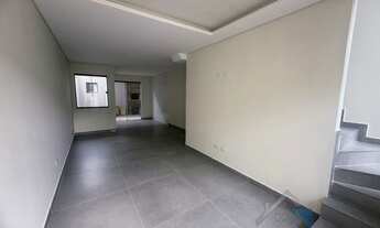 Imagem 3: Sobrados à venda na região do bairro Vitoria Regia, com três dormitórios, sala ampla, cozi