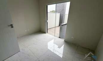 Imagem 5: Sobrados com dois quartos à venda no Bairro Tatuquara, localizados próximos ao terminal e