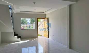 Imagem 7: Sobrados à venda na região do bairro Vitoria Regia, com três dormitórios, sala ampla, cozi