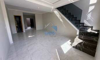 Imagem 3: Sobrados à venda na região do bairro Vitoria Regia, com três dormitórios, sala ampla, cozi