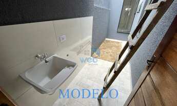 Imagem 5: Casas em fase inicial de construção na região do Nossa Senhora da Luz, no Bairro CIC, com