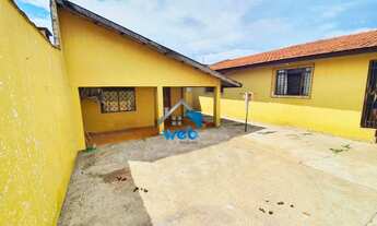 Imagem 2: Casa a venda no Cajuru, com 02 quartos, 02 vagas e amplo terreno