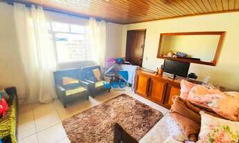 Imagem 5: Casa a venda no Cajuru, com 02 quartos, 02 vagas e amplo terreno