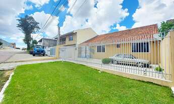 Imagem 2: Linda casa à venda no bairro do Pinheirinho, com terreno medindo 540 m², próximo a rua Nic