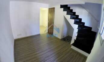 Imagem 5: Sobrado para locação no Vitória Régia, com dois quartos, sala, cozinha, banheiro social, l