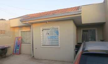 Imagem 2: Casa muito bem localizada no Campo de Santana, dois quartos, sala ampla, cozinha, banheiro