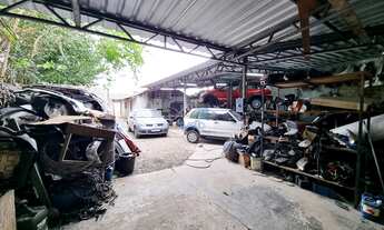 Imagem 7: Terreno ZR3 à venda no bairro Cajuru, com 672 m² e dimensão de 12 x 61