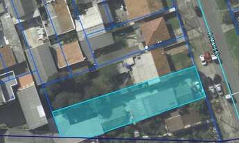 Imagem 2: Terreno ZR3 à venda no bairro Cajuru, com 672 m² e dimensão de 12 x 61