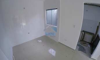 Imagem 7: Sobrado com dois quartos à venda no Bairro Pinheirinho, com belíssimo acabamento e excelen