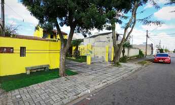 Imagem 3: Sobrado a venda no bairro Cajuru, com 04 quartos sendo uma suíte no térreo, 02 vagas de ga