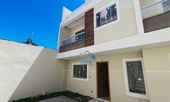 Imagem: Sobrado em condomínio a venda no bairro