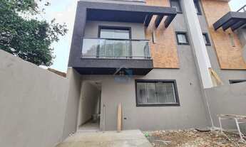 Imagem 3: Lindo sobrado à venda com 3 quartos e terraço em localização privilegiada no bairro Boquei