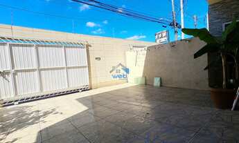 Imagem 5: Sobrado de esquina à venda no bairro Cajuru, com 03 quartos, contendo uma sala comercial n