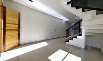 Imagem 5: Sobrado com 03 quartos à venda, localizado no bairro novo A, no Sítio Cercado