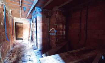 Imagem 5: Casa à venda no Campo de Santana, com 02 quartos, vaga de garagem e espaço nos fundos com