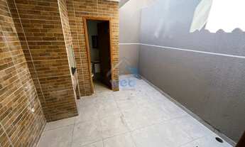 Imagem 5: Sobrados em fase de acabamento à venda na região do Vitória Régia, com dois quartos, sala