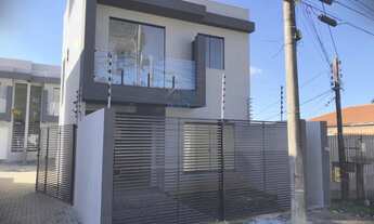 Imagem: Sobrado com 03 quartos sendo 01 suítes