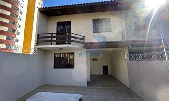 Imagem: Sobrado 3 quartos no Centro de Pinhais