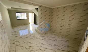 Imagem 5: Sobrados no Vitória Régia, com dois quartos, sala, cozinha, edícula com churrasqueira, alé