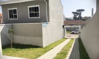 Imagem 6: Sobrado com 03 dormitórios, sendo dois com acesso a sacada, sala, cozinha, e dois banheiro