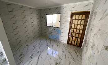 Imagem 4: Sobrados no Vitória Régia, com dois quartos, sala, cozinha, edícula com churrasqueira, alé