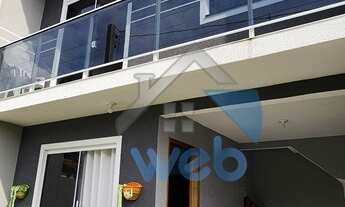 Imagem 4: Sobrados à venda na região do Vitória Régia, no Bairro CIC, com três quartos, sala ampla