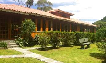 Imagem: Linda casa de campo, com 04 quartos e área