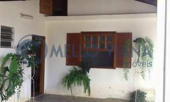 Imagem 3: Casa de Luxo à Venda em Cambuquira-MG - 3 Quartos, 3 Suítes, 2 Salas, 6 Banheiros, 7 Vagas