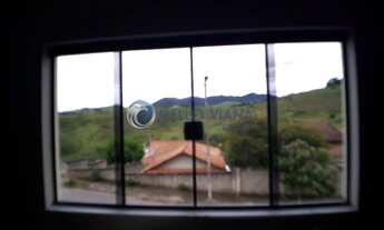 Imagem 4: Casa de 02 quartos em bairro residencial, na cidade de São Lourenço-MG