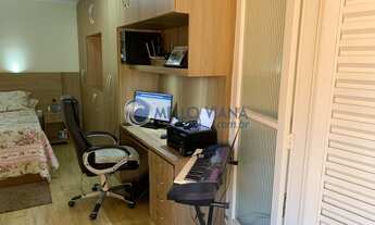 Imagem 4: Casa com 3 pavimentos, 3 quartos, 1 suíte, vaga para 2 carros na garagem coberta a 800 m d