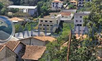 Imagem 6: Terreno à venda em São Lourenço-MG, bairro Solar dos Lagos, com 420m² de área. Aproveite e