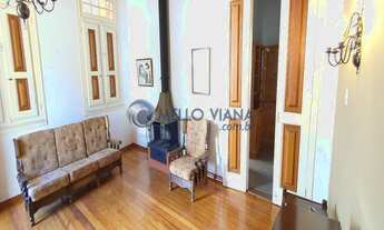 Imagem 6: Belíssima casa colonial, próxima ao centro de São Lourenço-MG