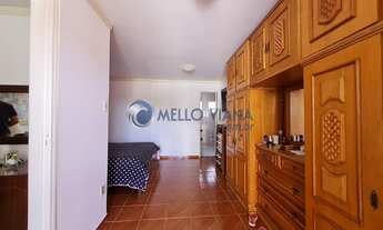 Imagem 5: Casa reformada, em bom estado de conservação no centro de São Lourenço - MG