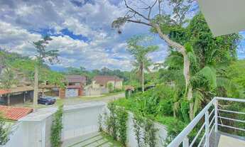 Imagem 3: Sobrado de Luxo à Venda em Condomínio na Morada da Praia, Bertioga-SP: 4 Quartos, 4 Suítes