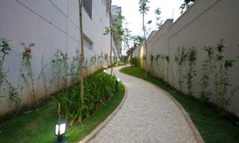 Imagem 3: Luxuoso apartamento de 3 quartos e 3 suítes, 5 banheiros, 4 vagas na Aclimação, SP. Condom