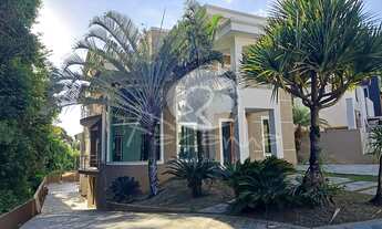 Imagem: Casa nova com 4 suítes em Condomínio fechado