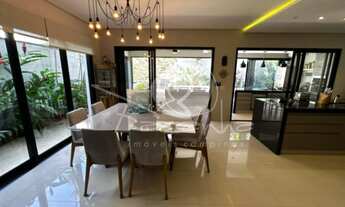 Imagem 5: Casa em Condomínio de Luxo em Campinas-SP, 4 quartos, 2 suítes, 3 salas, 5 banheiros, 4 va