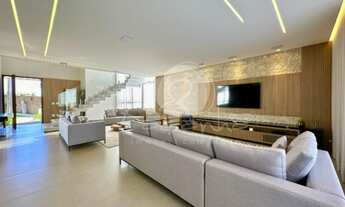 Imagem: Casa em condomínio à venda em Campinas-SP