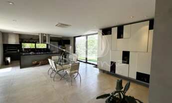 Imagem 2: Imóvel de alto padrão em condomínio exclusivo em Campinas-SP, com 3 quartos, 1 suíte, 3 sa