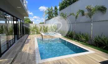 Imagem: Casa de alto padrão em condomínio - 4