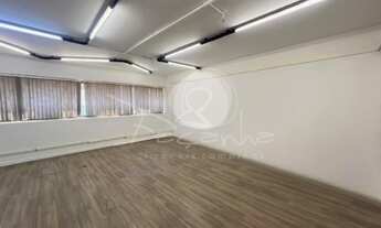 Imagem 2: Sala Comercial à Venda no Cambuí, Campinas-SP: 01 Sala, 1 Banheiro, 1 Vaga de Garagem, 44m