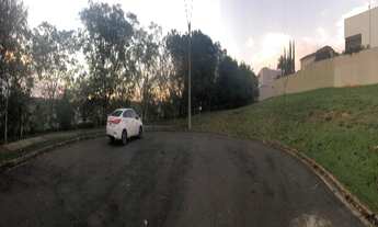 Imagem: TERRENO PLANO, RUA SEM SAIDA, FRENTE E UM