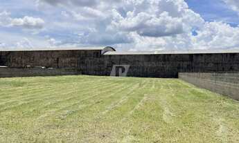 Imagem: TERRENO PLANO DE 1.683 M² PARA LOCAÇÃO