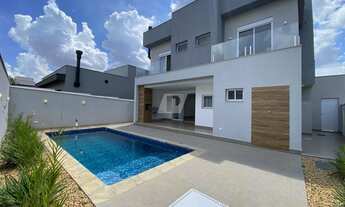 Imagem: Residência à venda em condomínio exclusivo