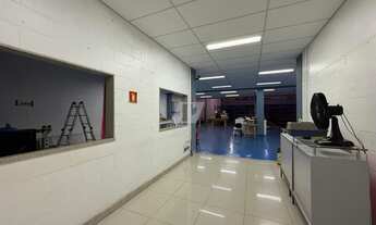 Imagem 5: Casa Comercial para Locação em Piracicaba-SP, 1.200m², 3 Banheiros, 5 Vagas de Garagem!