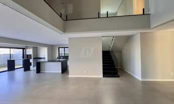 Imagem 3: Sobrado em condomínio à venda em Piracicaba-SP, bairro Santa Rosa Ipes: 4 quartos, 3 suíte