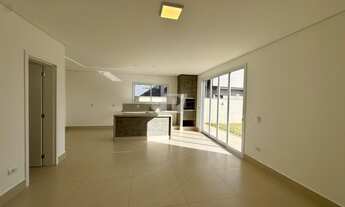 Imagem 3: Casa em Condomínio de Luxo à Venda em Piracicaba-SP, Taquaral: 3 Quartos, 1 Suíte, 2 Salas